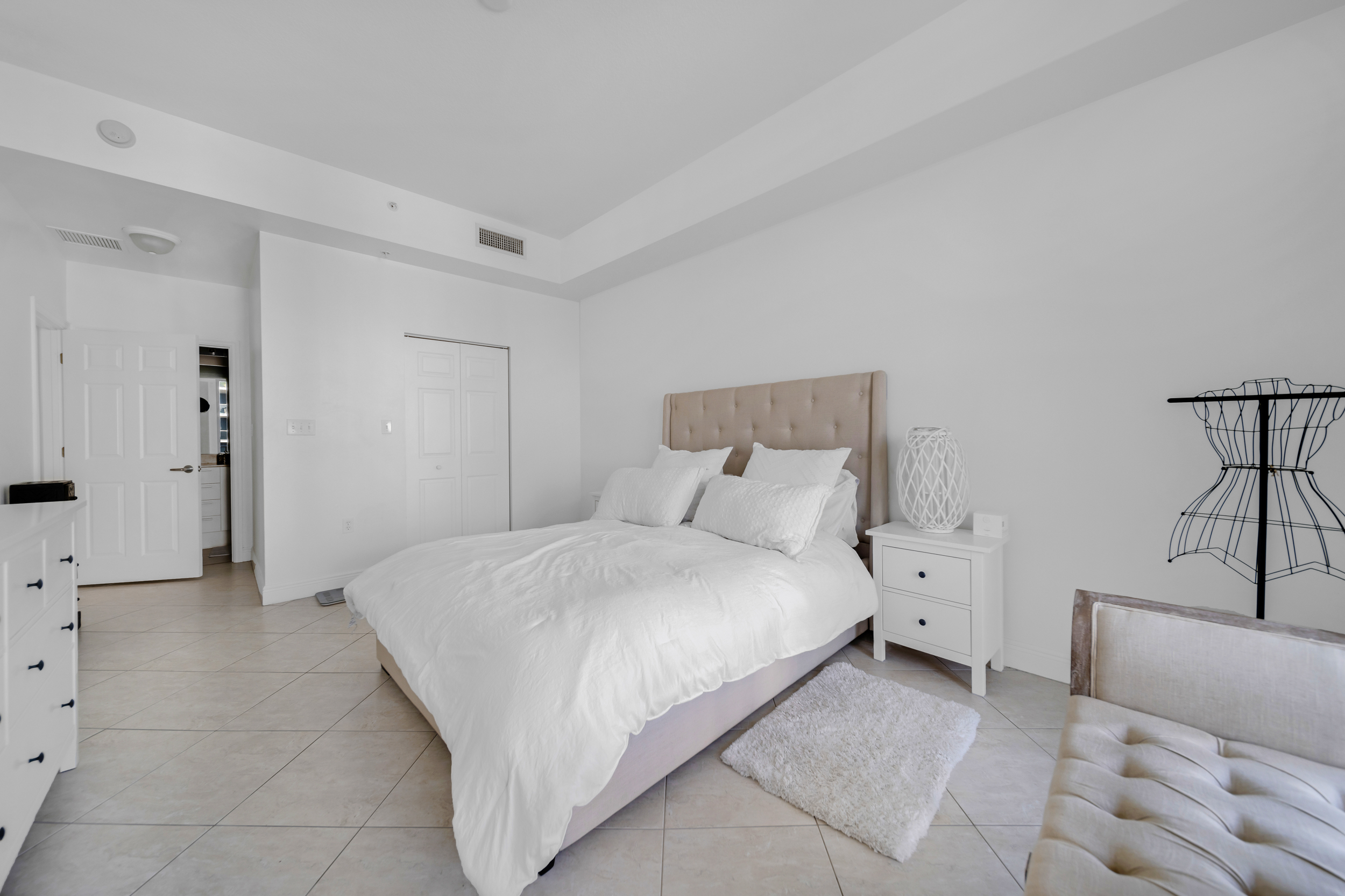 140 S. Dixie Hwy Hollywood-Jimena unit 1008-20